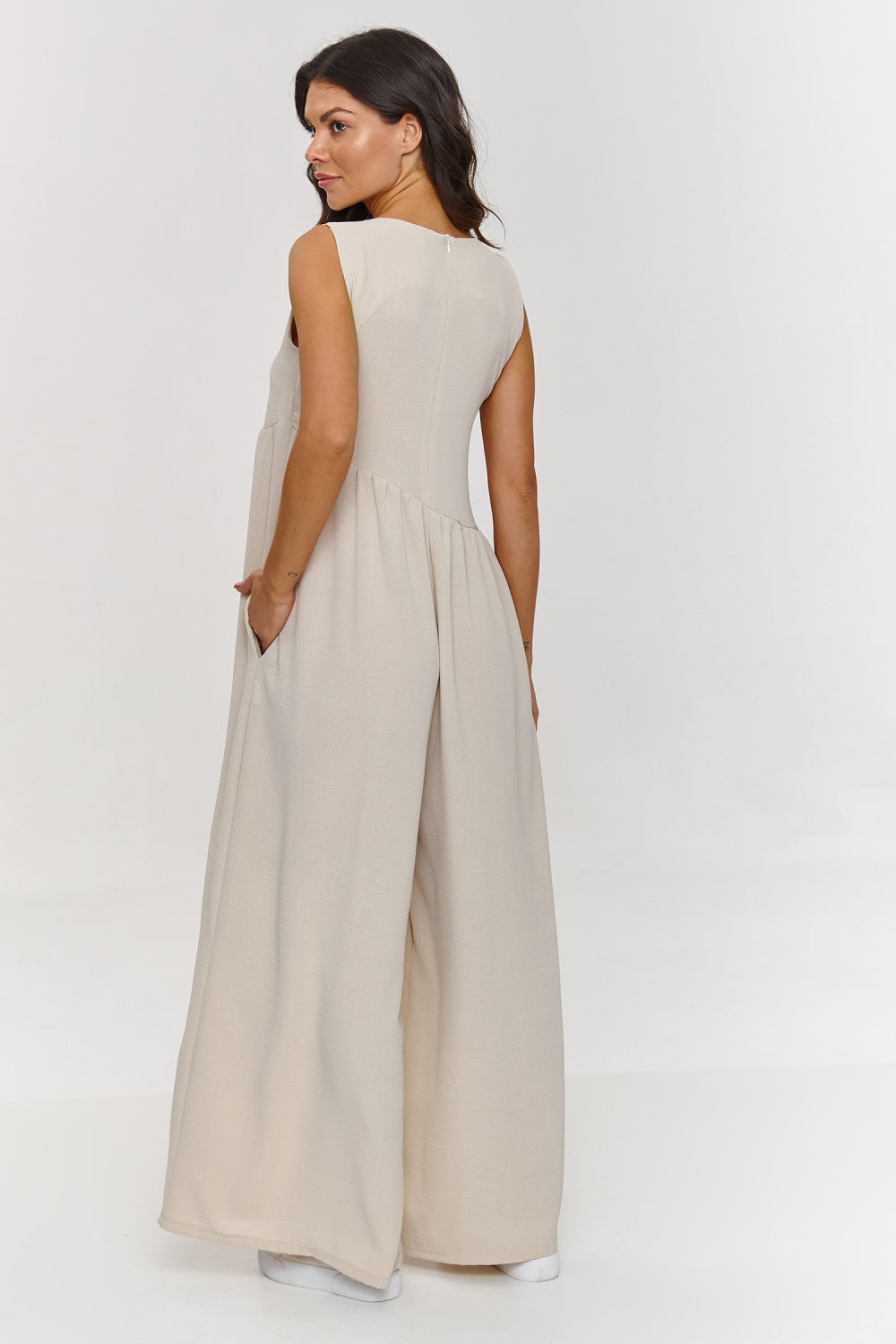 Playsuit modelo 211550 Makadamia