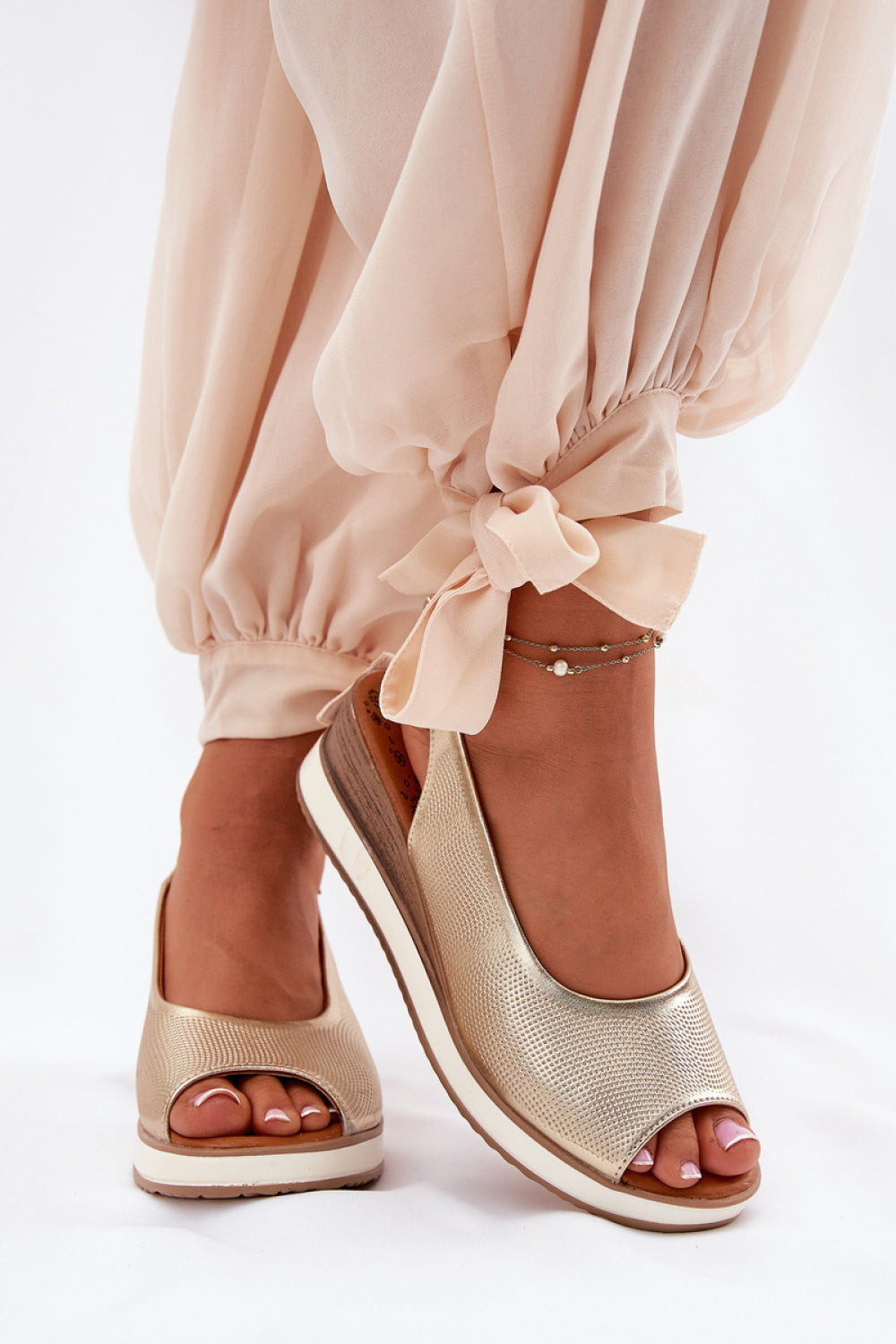 Buskin modelo 212129 Camina con estilo