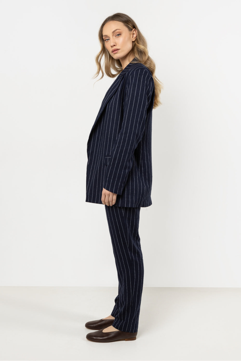 Chaqueta modelo 212175 awama