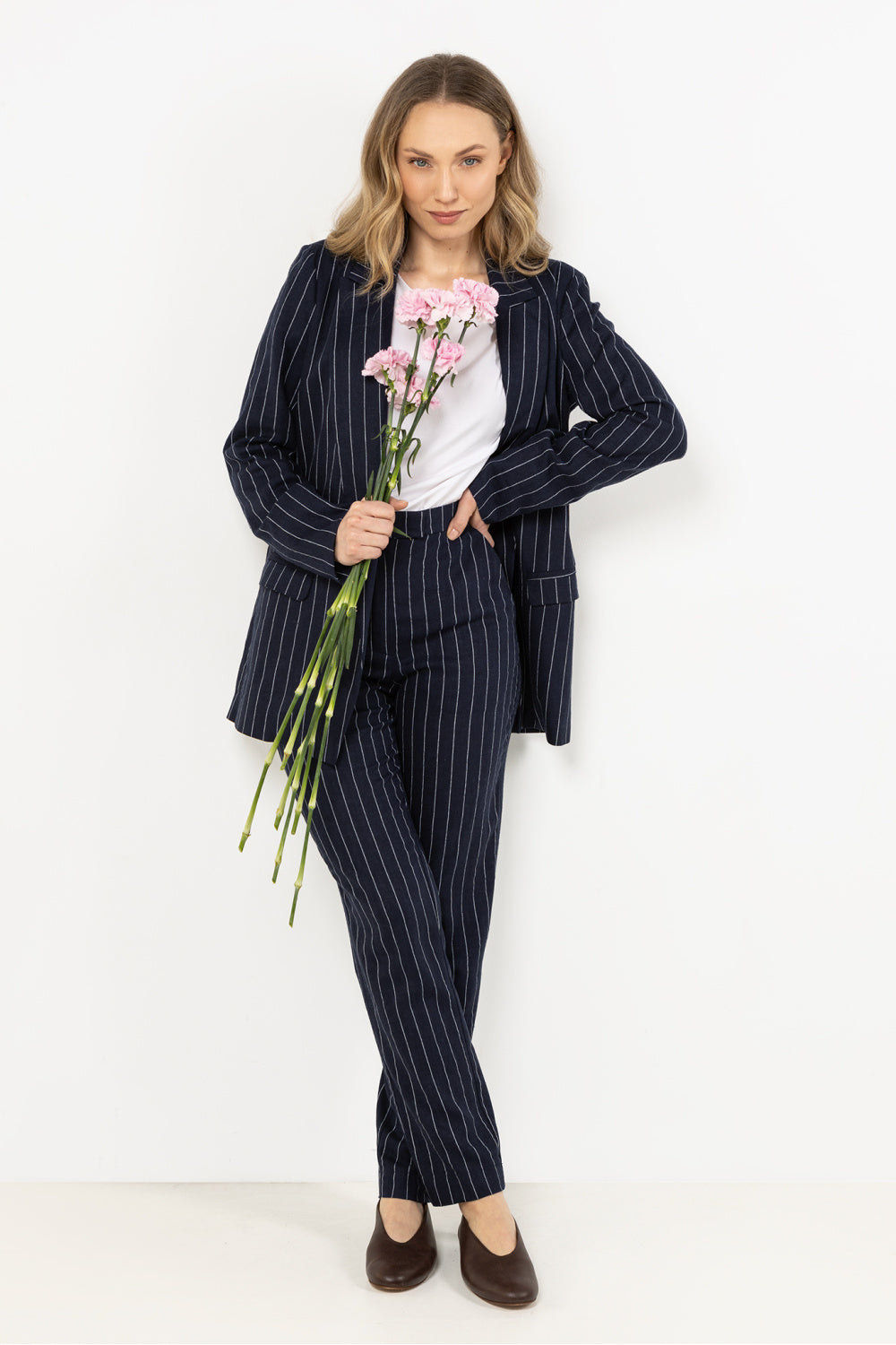 Pantalón modelo 212184 awama
