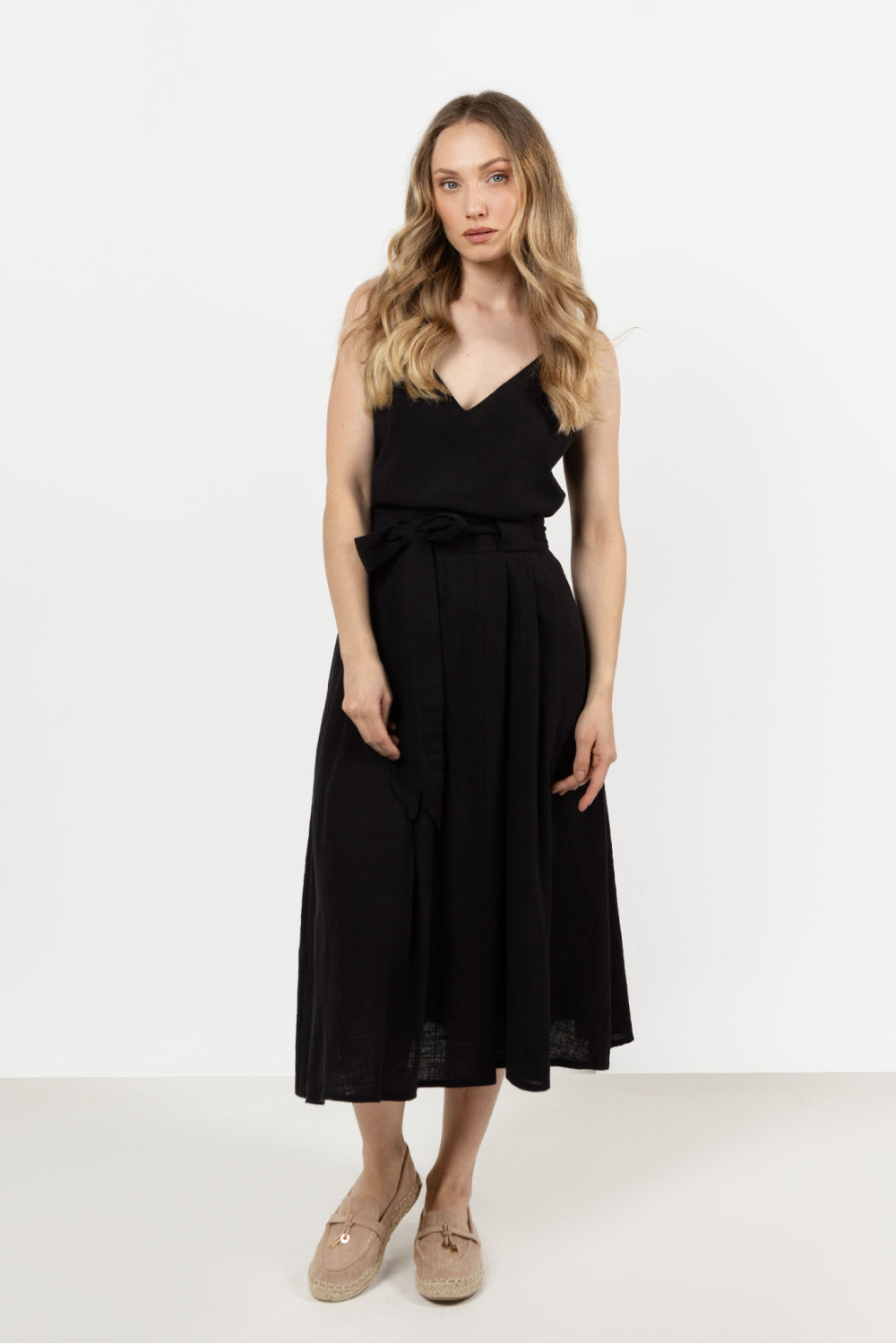 Falda modelo 212193 awama