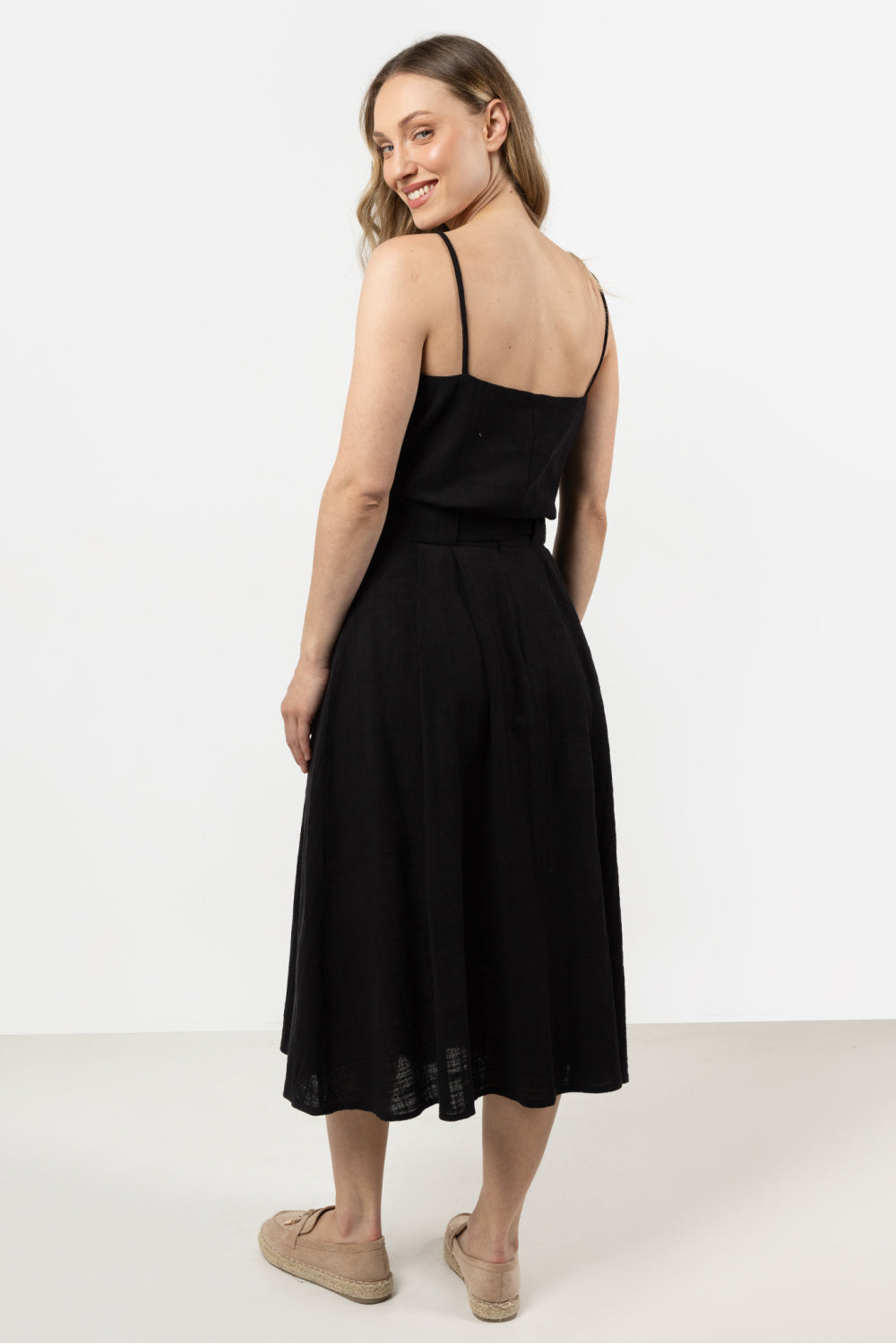 Falda modelo 212193 awama