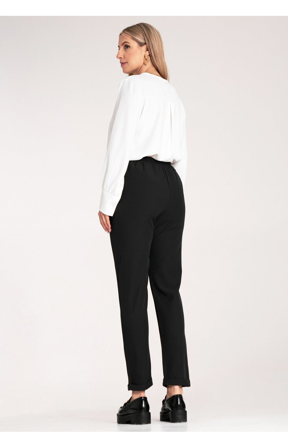 Pantalón modelo 214834 Figl