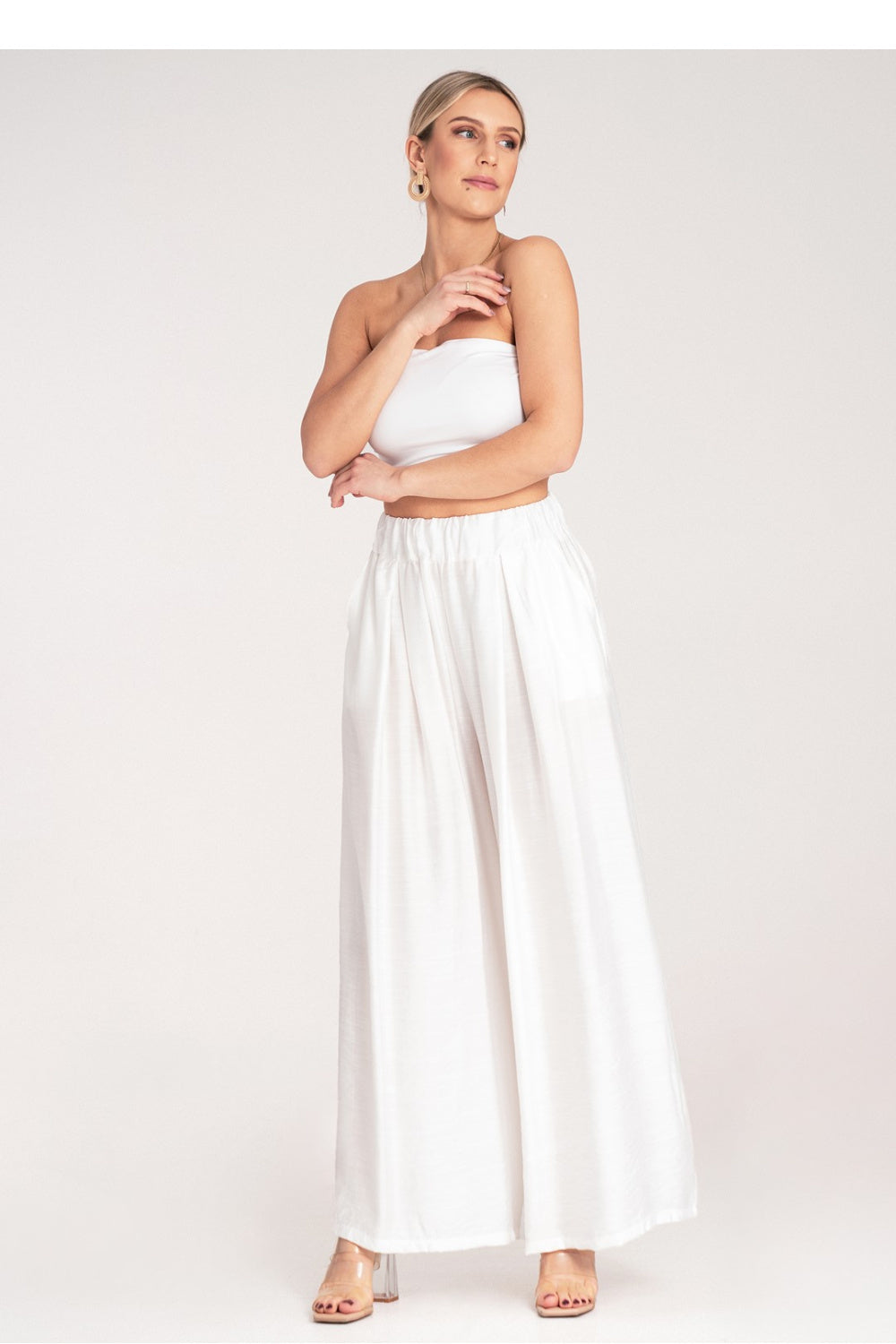 Falda corta modelo 214843 Figl