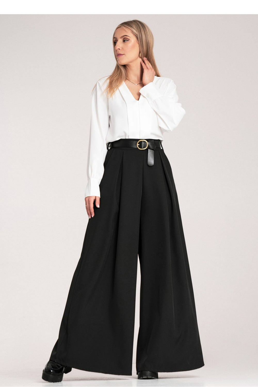Pantalón modelo 214929 Figl