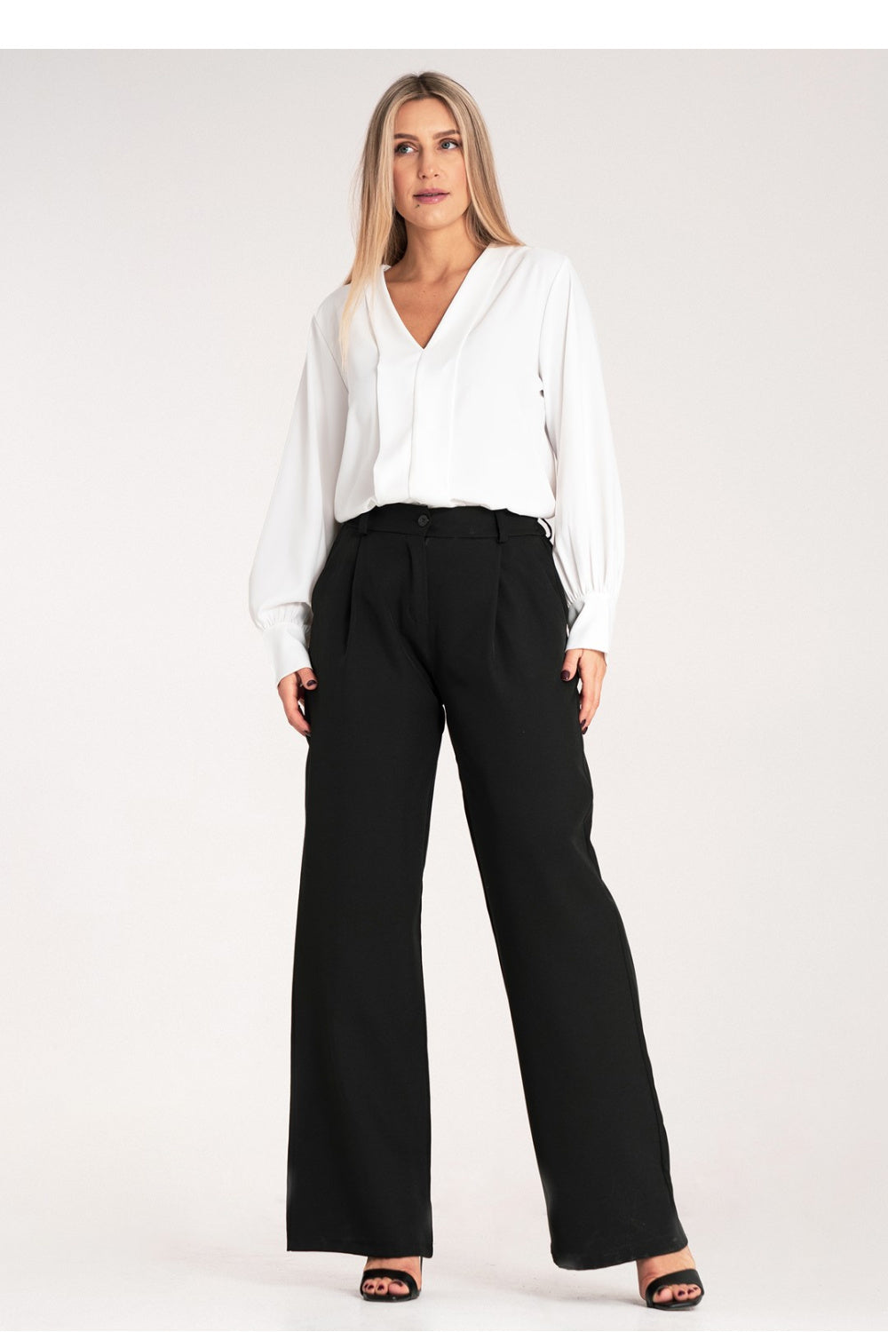 Pantalón modelo 214933 Figl