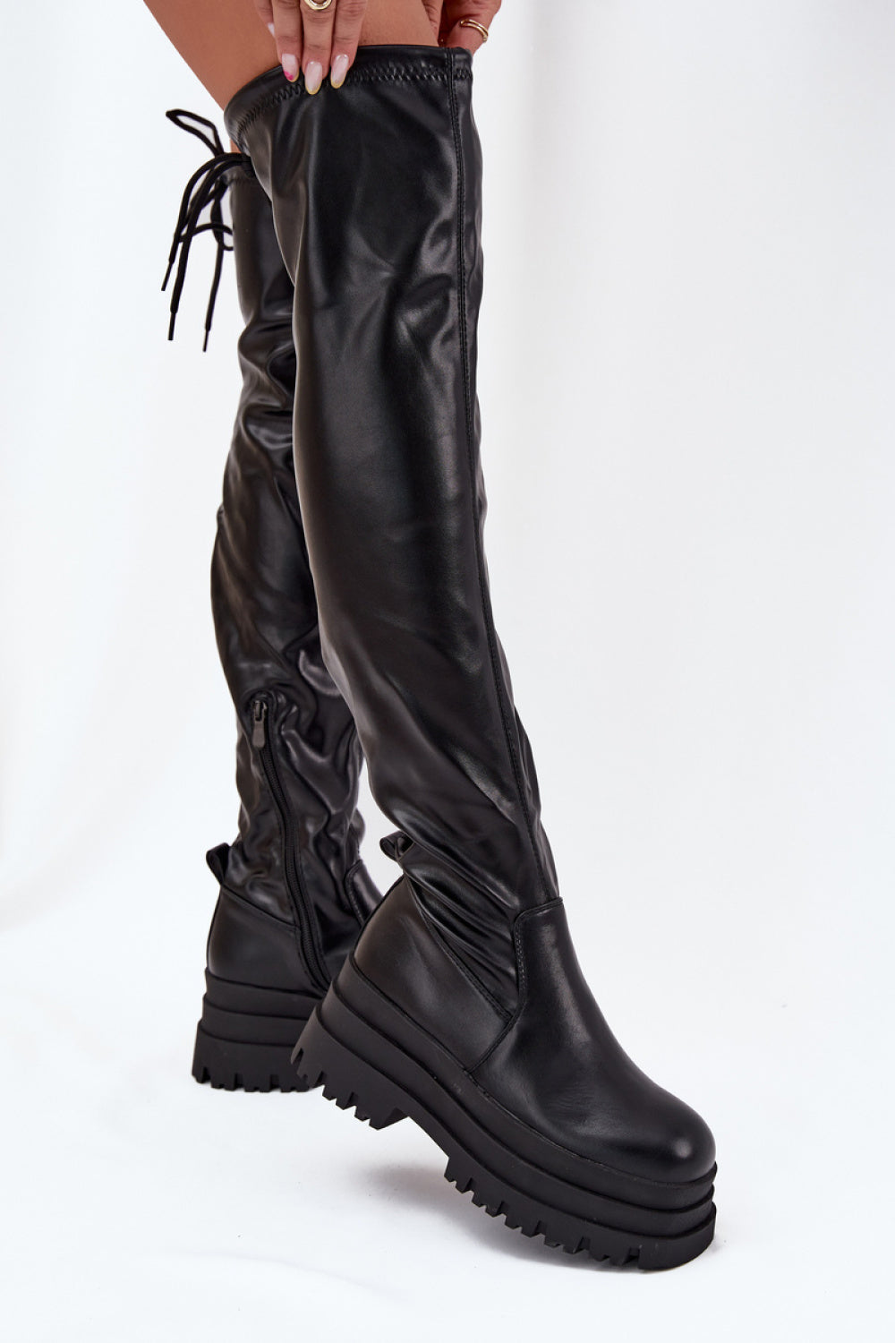 Botas hasta el muslo modelo 216659 Camina con estilo