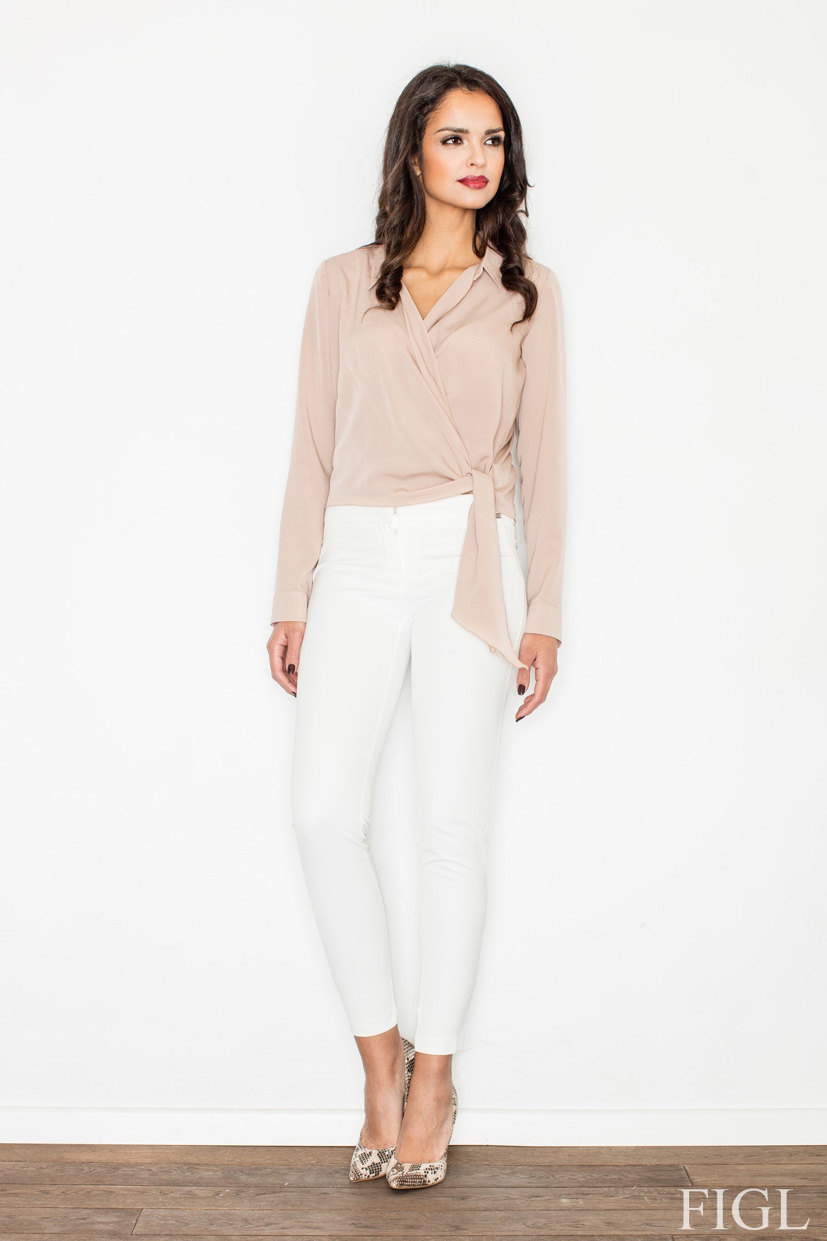 Blusa modelo 50066 Figl