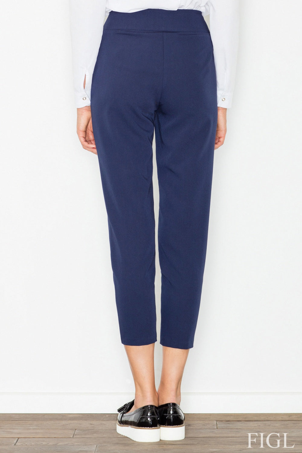 Pantalón de mujer modelo 77071 Figl