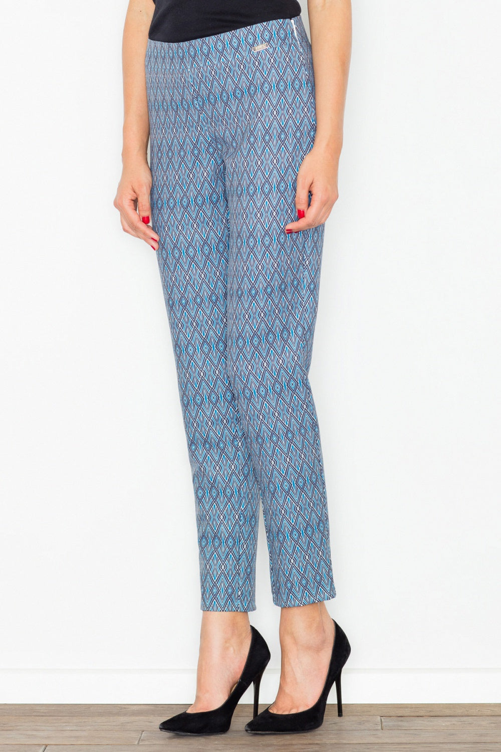 Pantalón de mujer modelo 77141 Figl