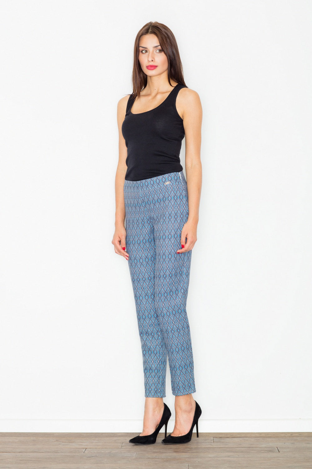 Pantalón de mujer modelo 77141 Figl