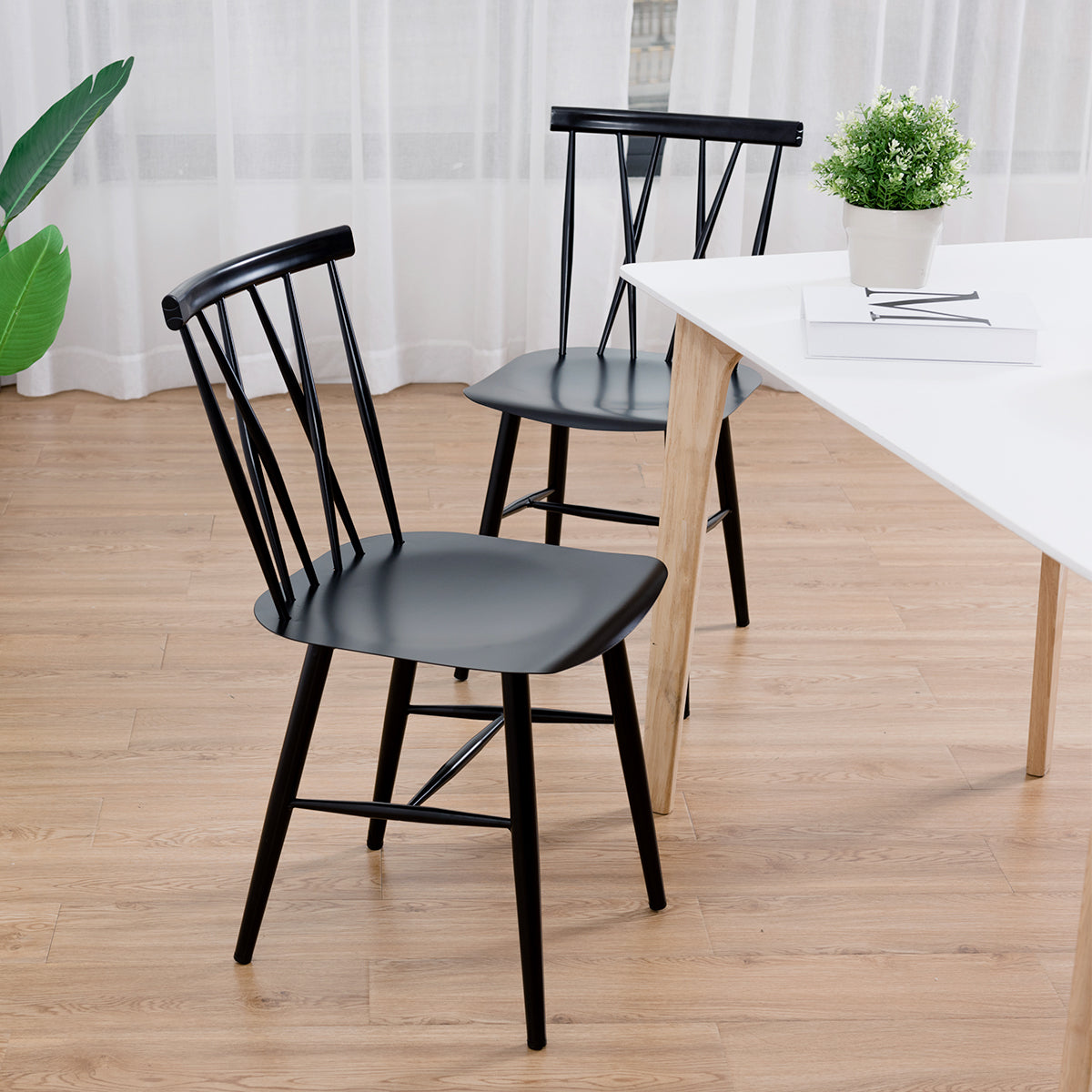 Juego de 2 Sillas de Metal para Comedor Silla Lateral en Forma de X para Bistro Café y Bar Carga 150 kg 40 x 53 x 82 cm Negro