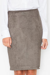 Falda clásica modelo 111505 Figl