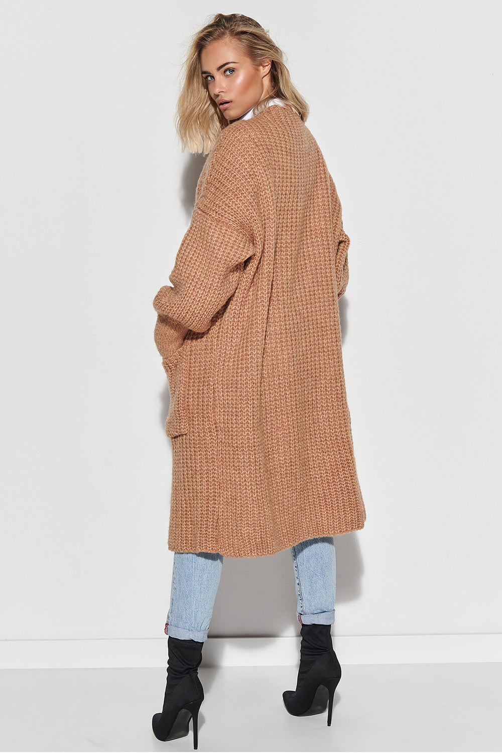 Cárdigan modelo 150117 Makadamia