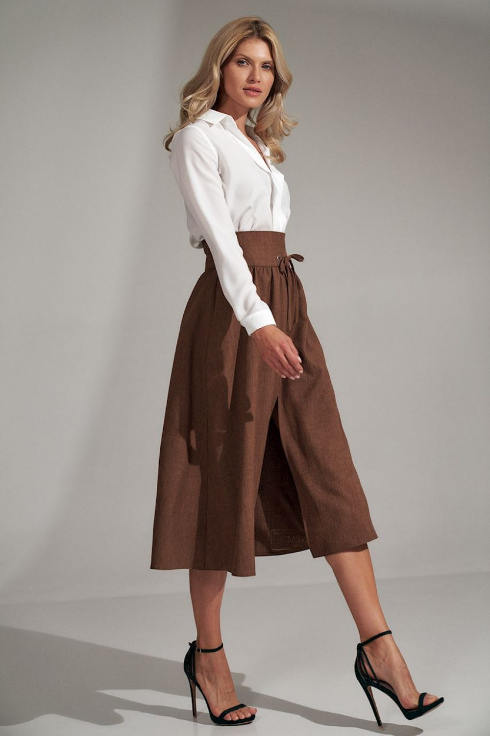 Falda modelo 150785 Figl