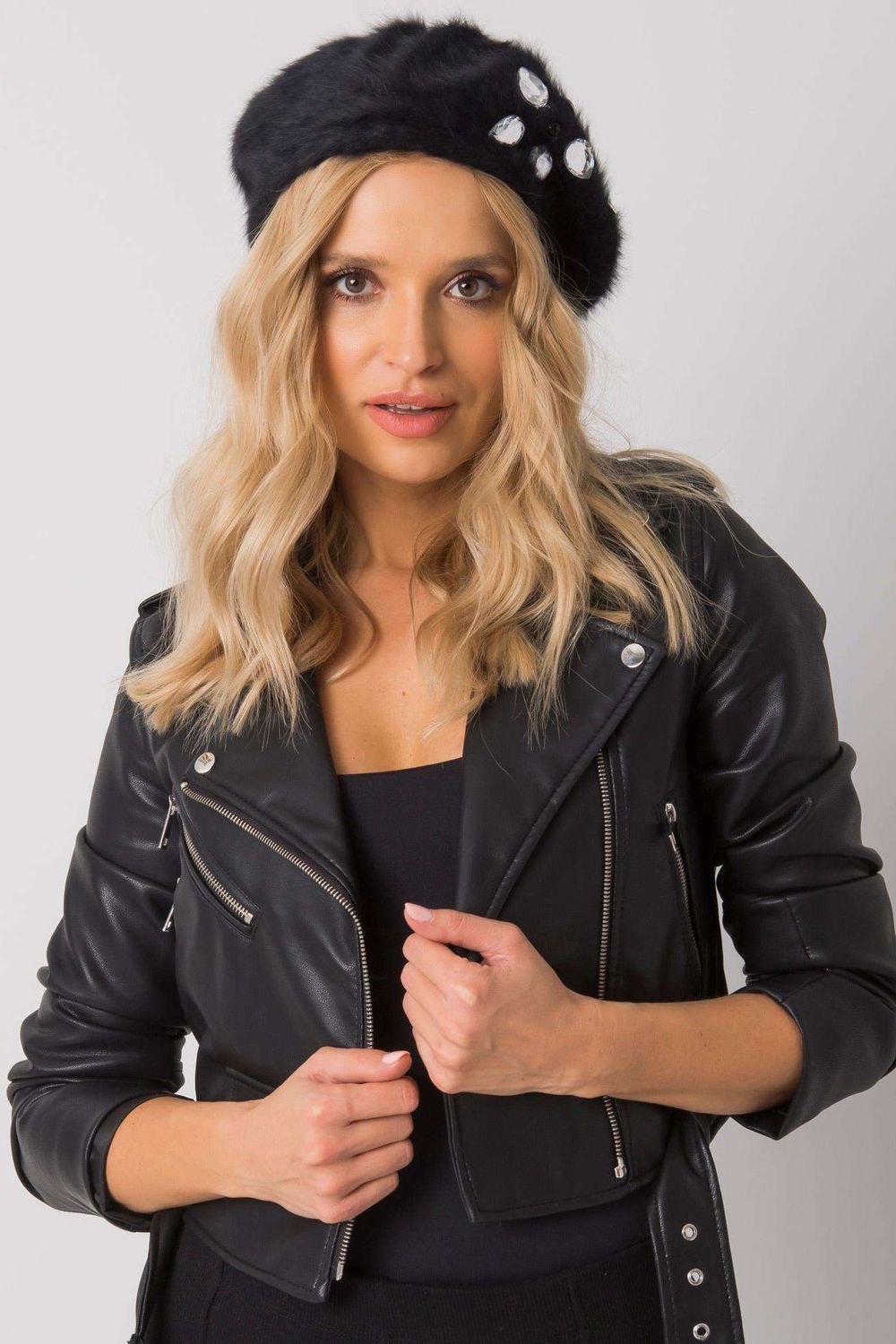Boina modelo 161136 AT