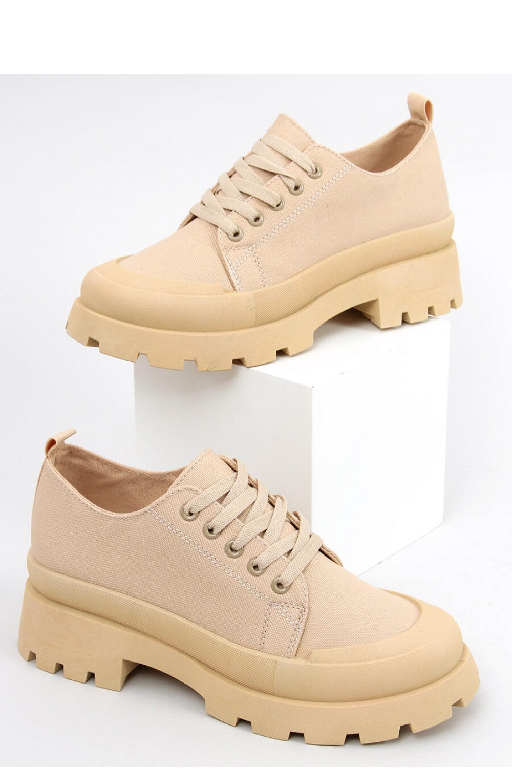 Zapatillas modelo 162825 Inello