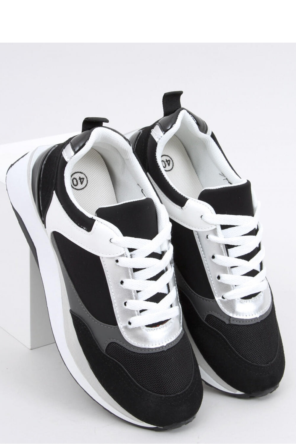 Zapatos Deportivos modelo 165510 Inello