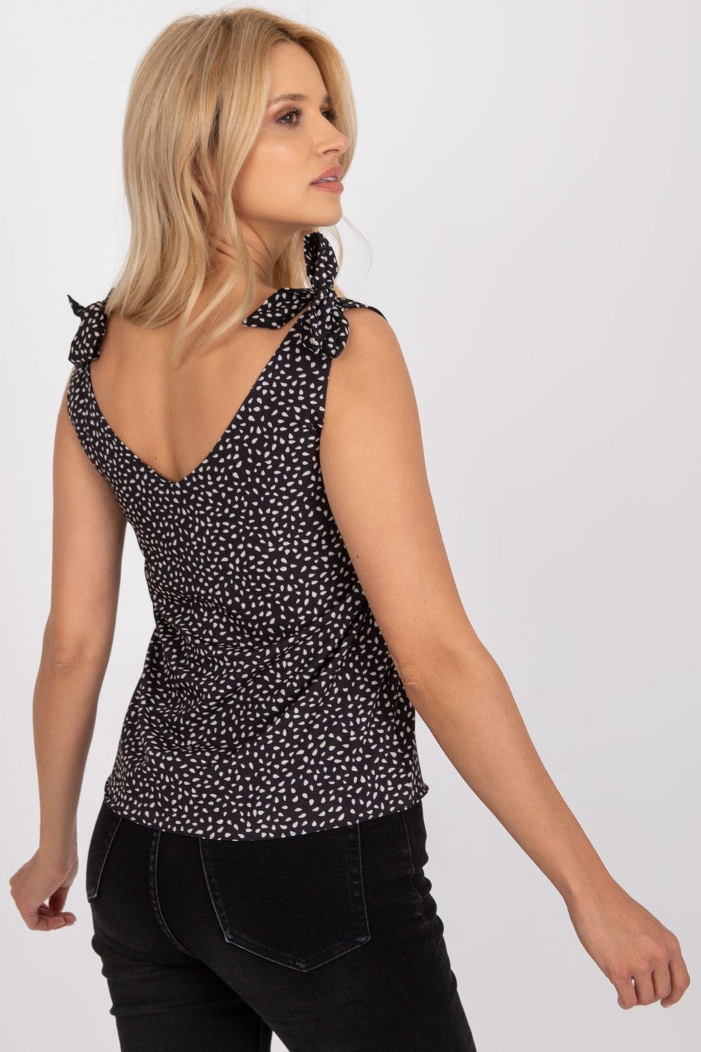 Modelo superior 168357 Rue Paris