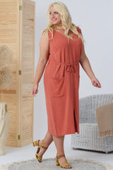 Vestido talla grande modelo 169038 Karko - ZYOUNAT Boutique