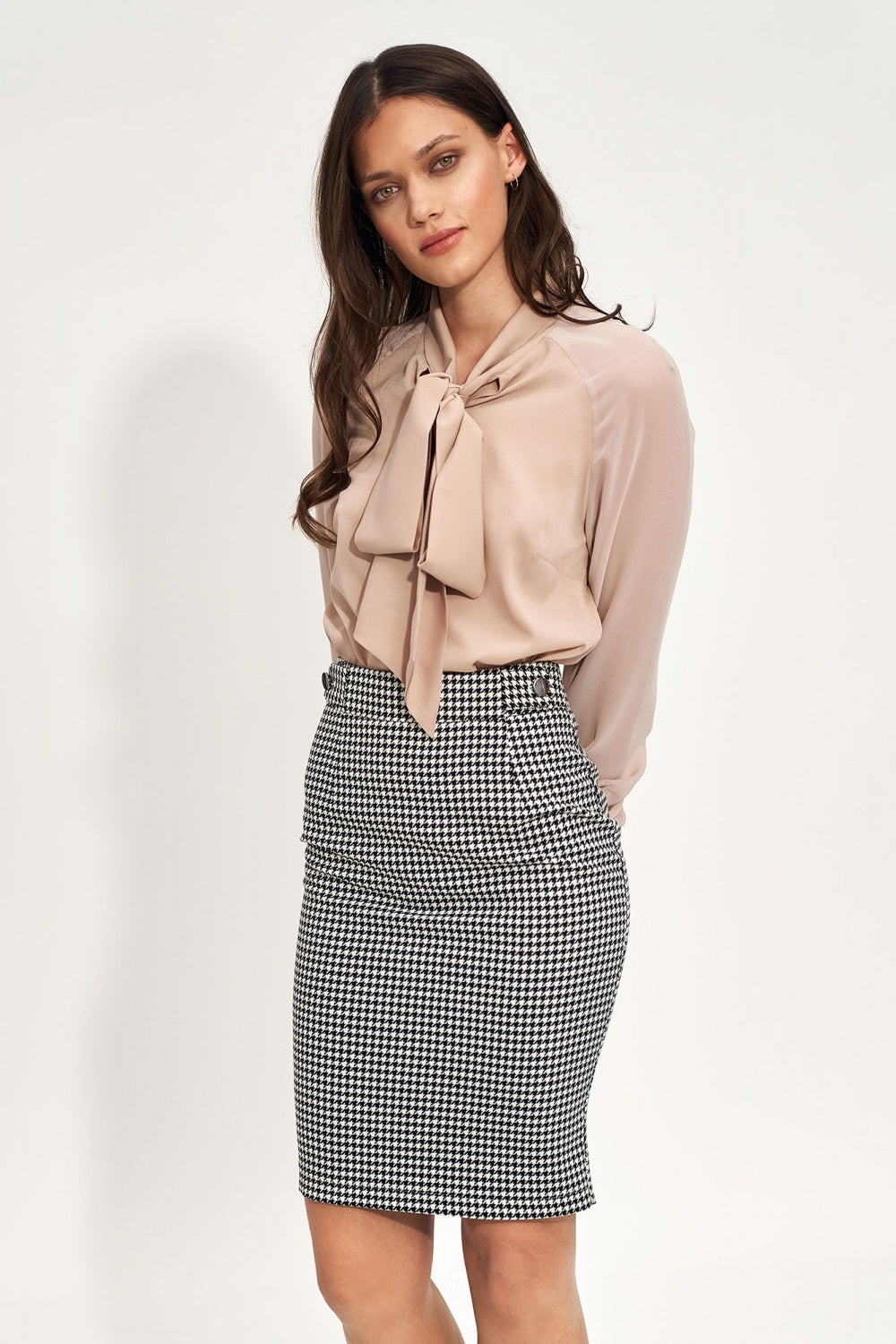 Falda modelo 169902 Nife