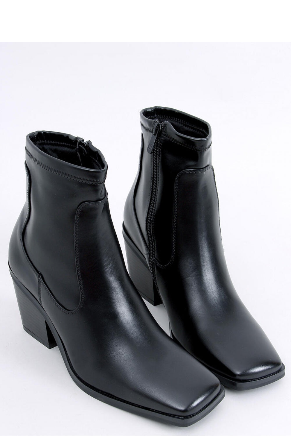 Botas tacón modelo 170593 Inello