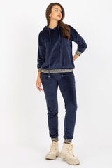Conjunto modelo 172689 Relevance