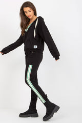 Conjunto modelo 172722 Relevance
