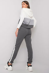 Conjunto modelo 172739 Relevance