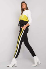 Conjunto modelo 172740 Relevance