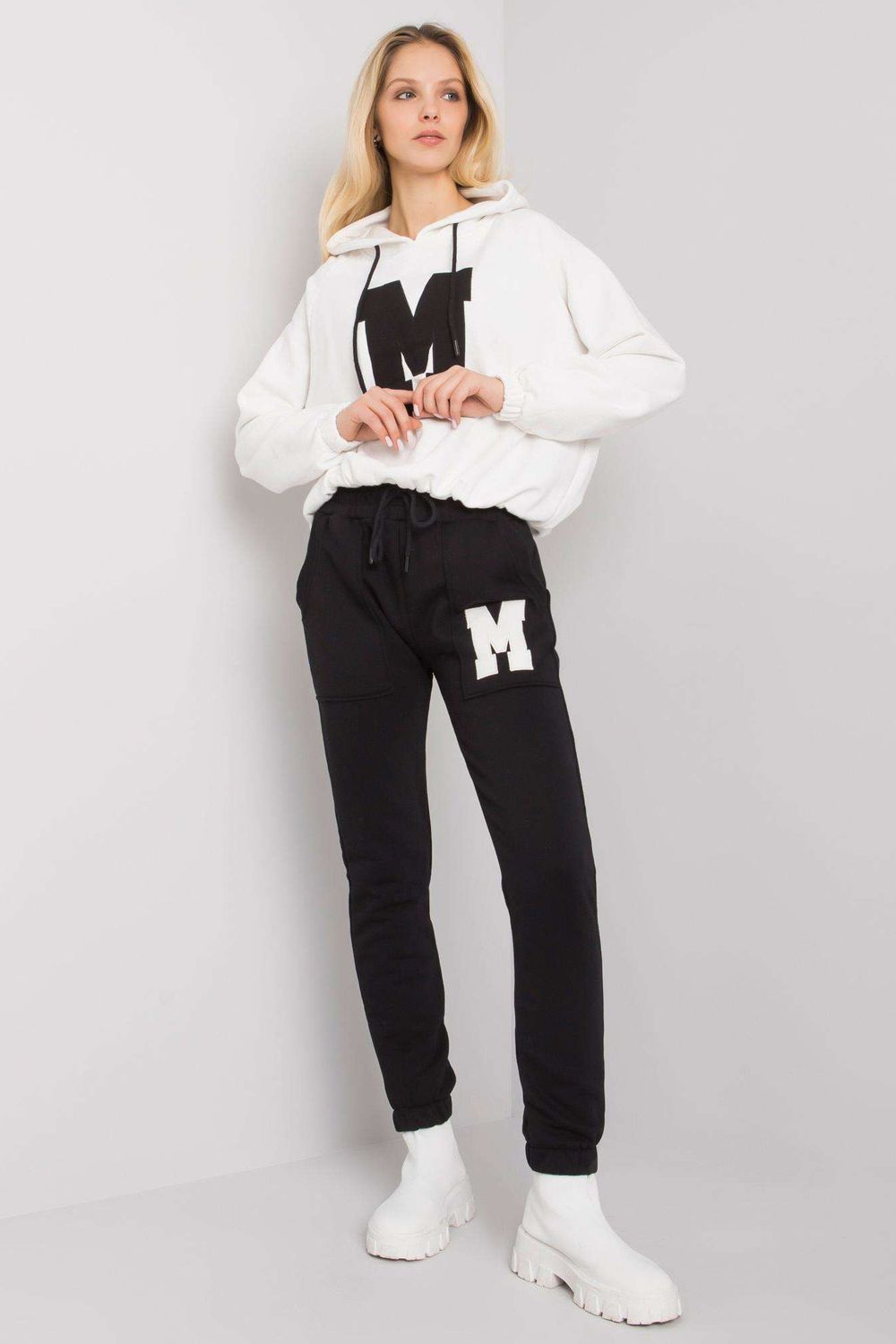 Conjunto modelo 172746 Relevance