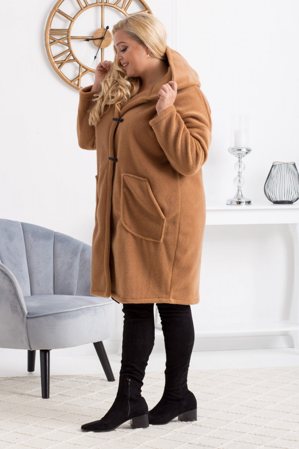 Abrigo talla grande modelo 173087 Karko
