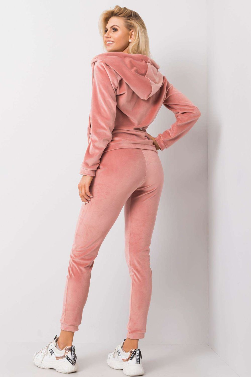 Modelo de juego 173384 Relevancia