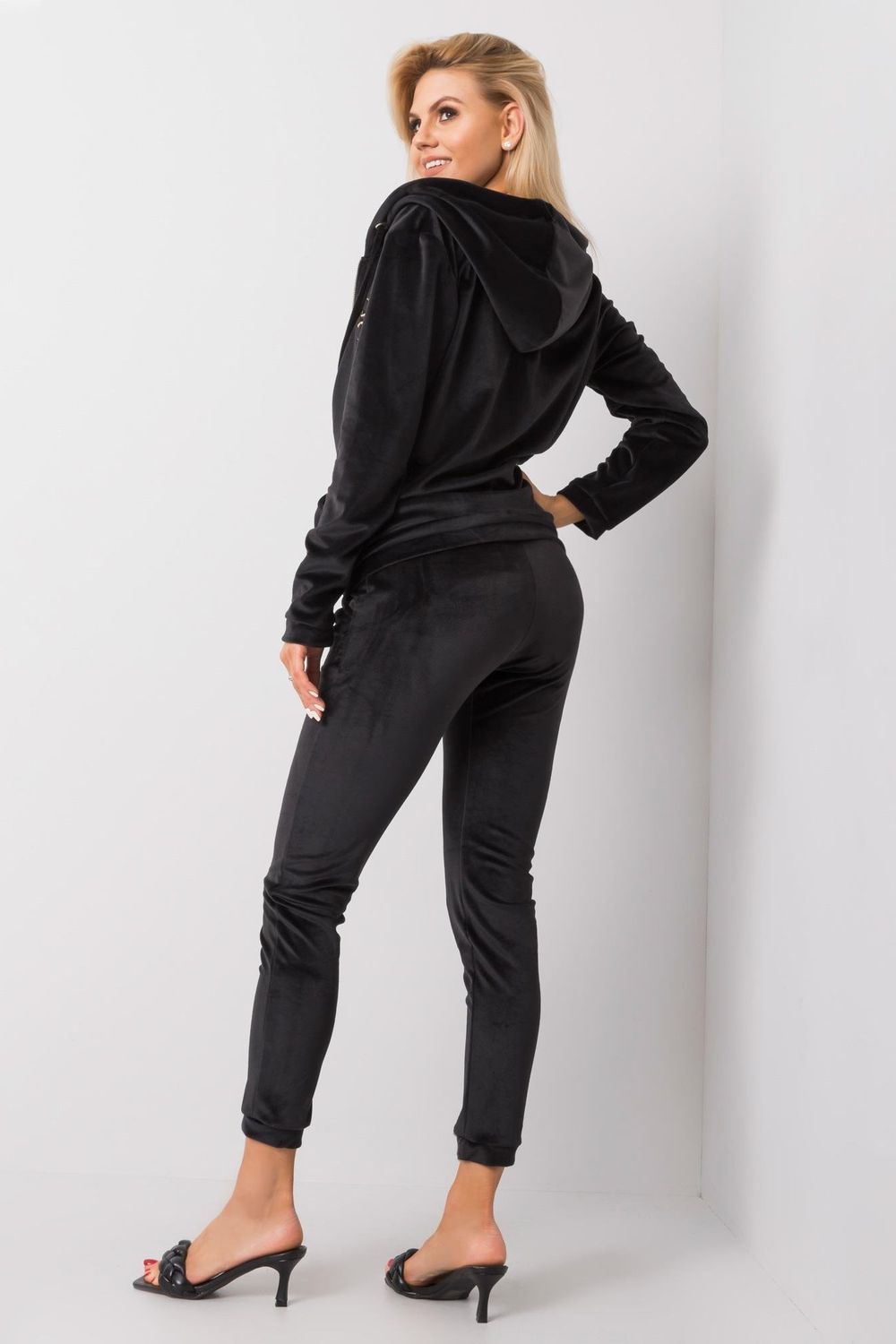 Conjunto modelo 173385 Relevancia