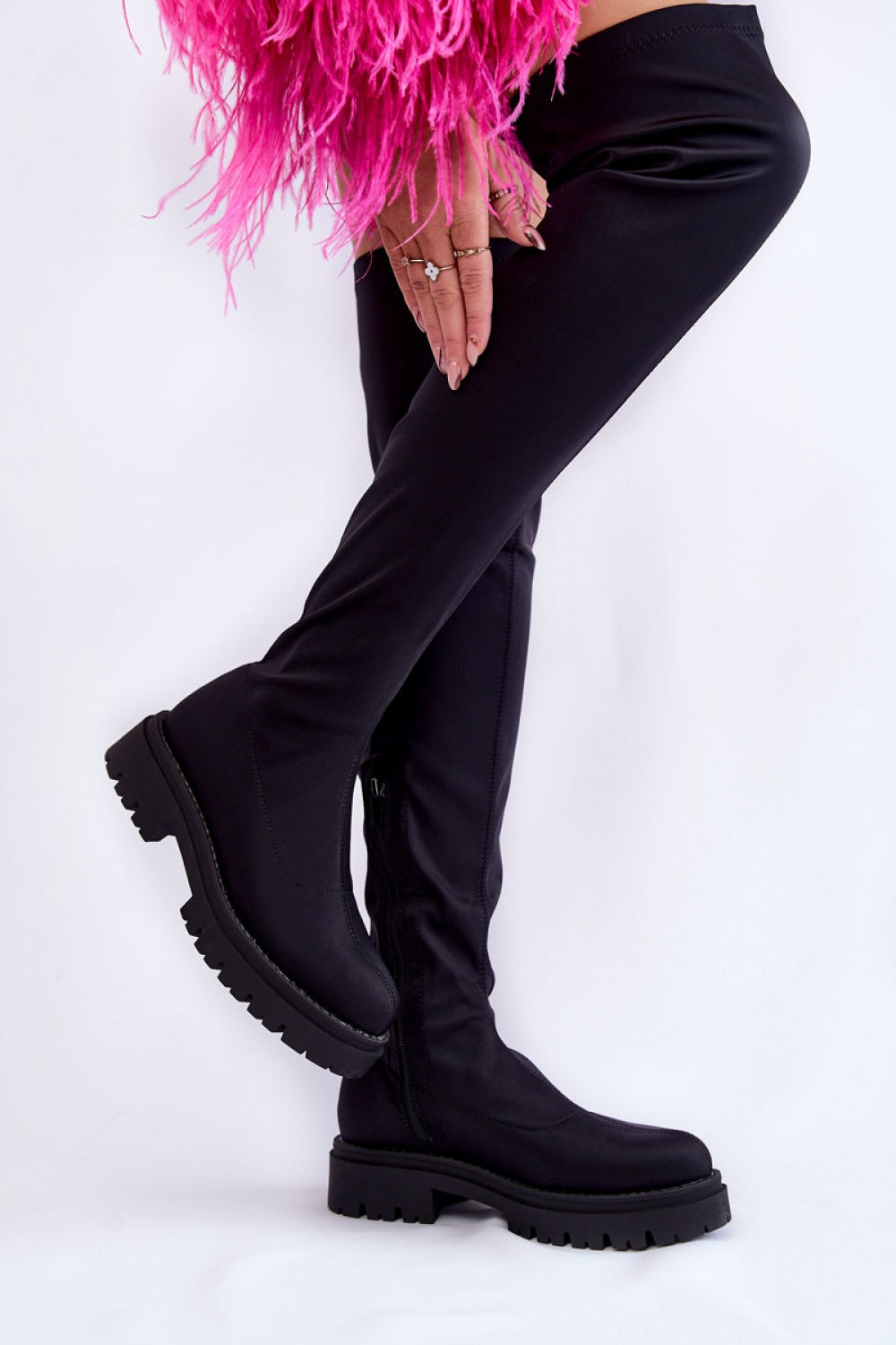 Botas hasta el muslo modelo 173531 Camina con estilo