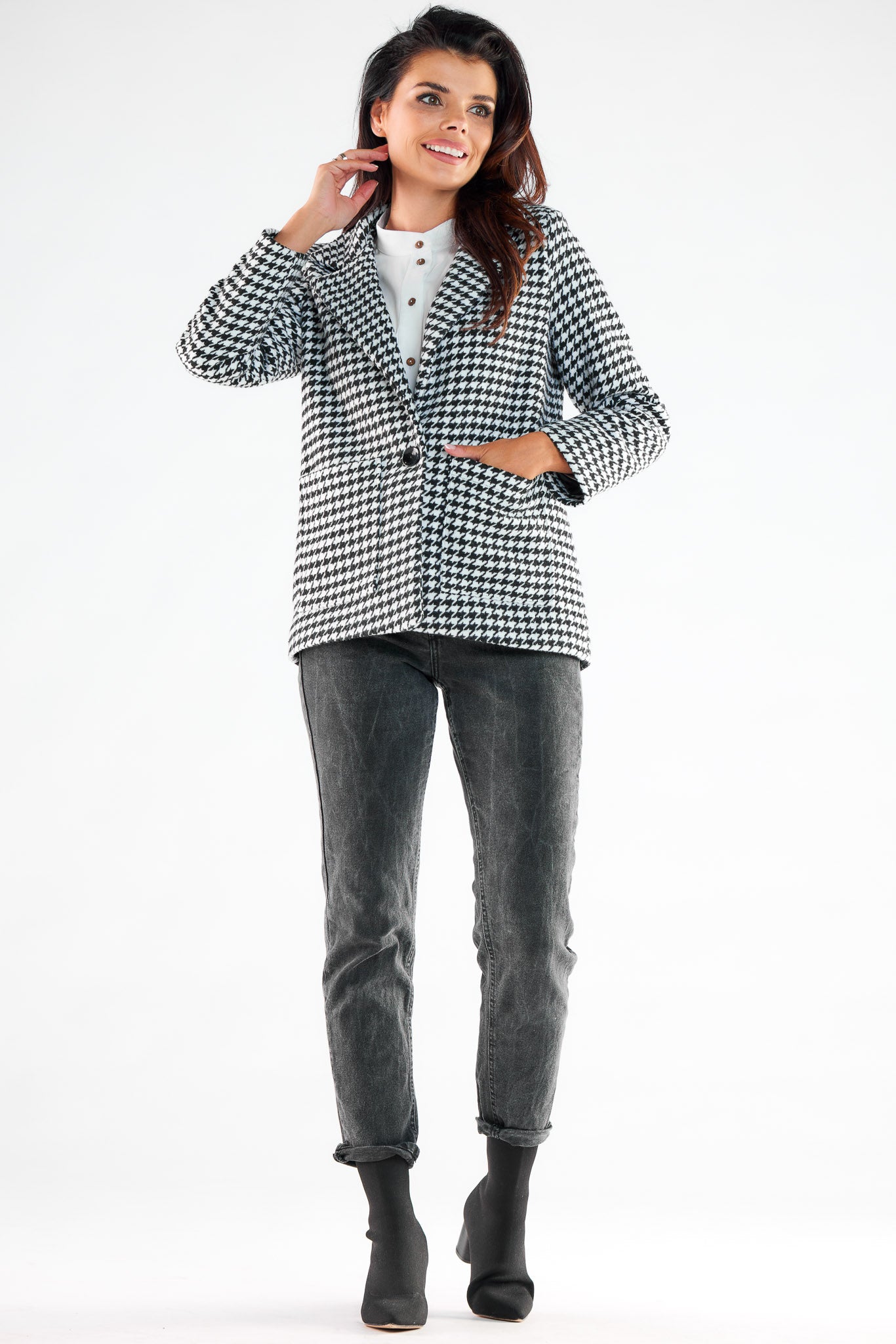 Chaqueta modelo 173863 awama