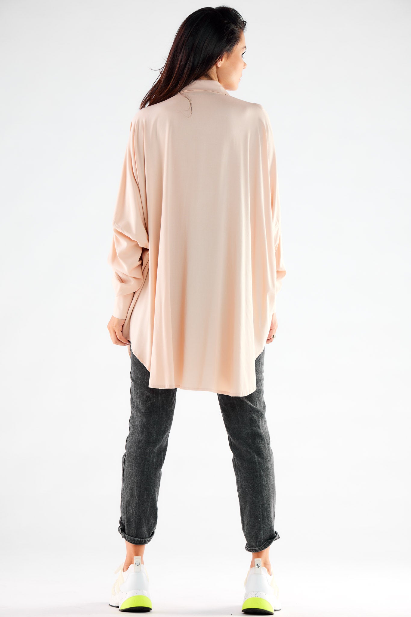 Camisa manga larga modelo 173912 awama