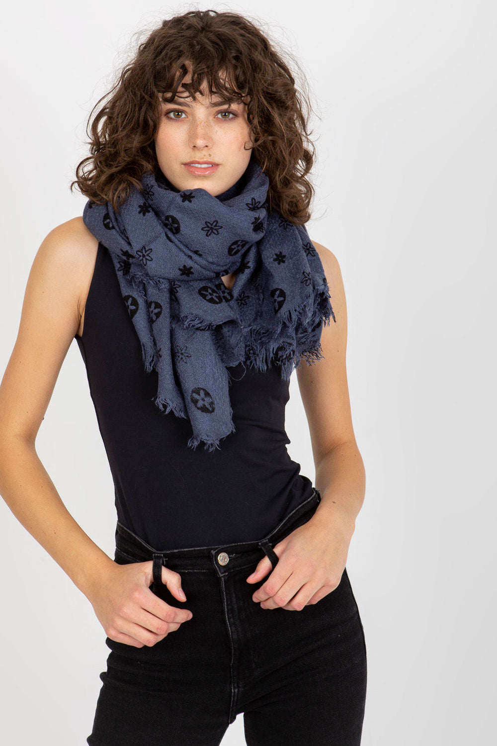 Pañuelo modelo 174863 AT