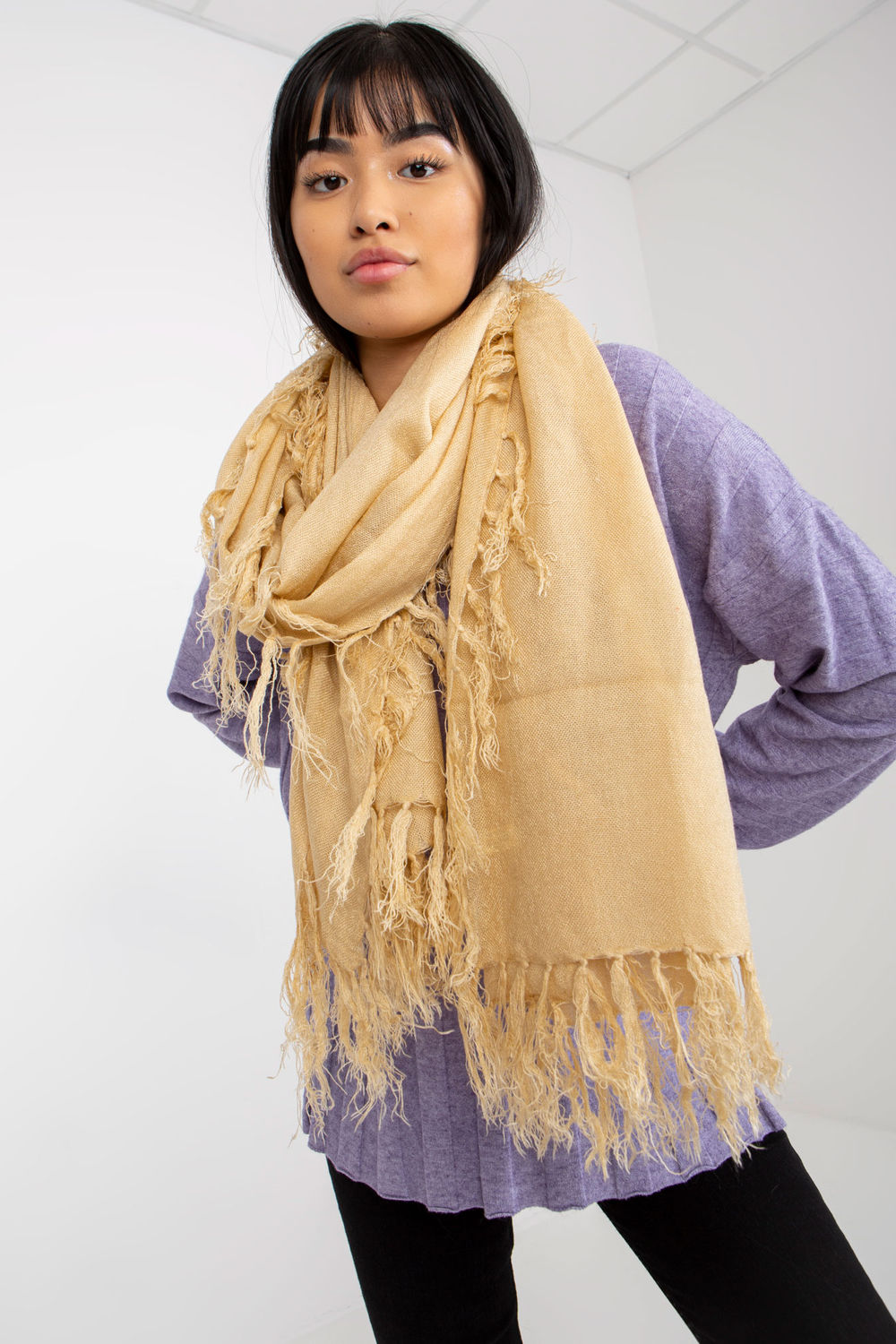 Mantón modelo 174884 AT