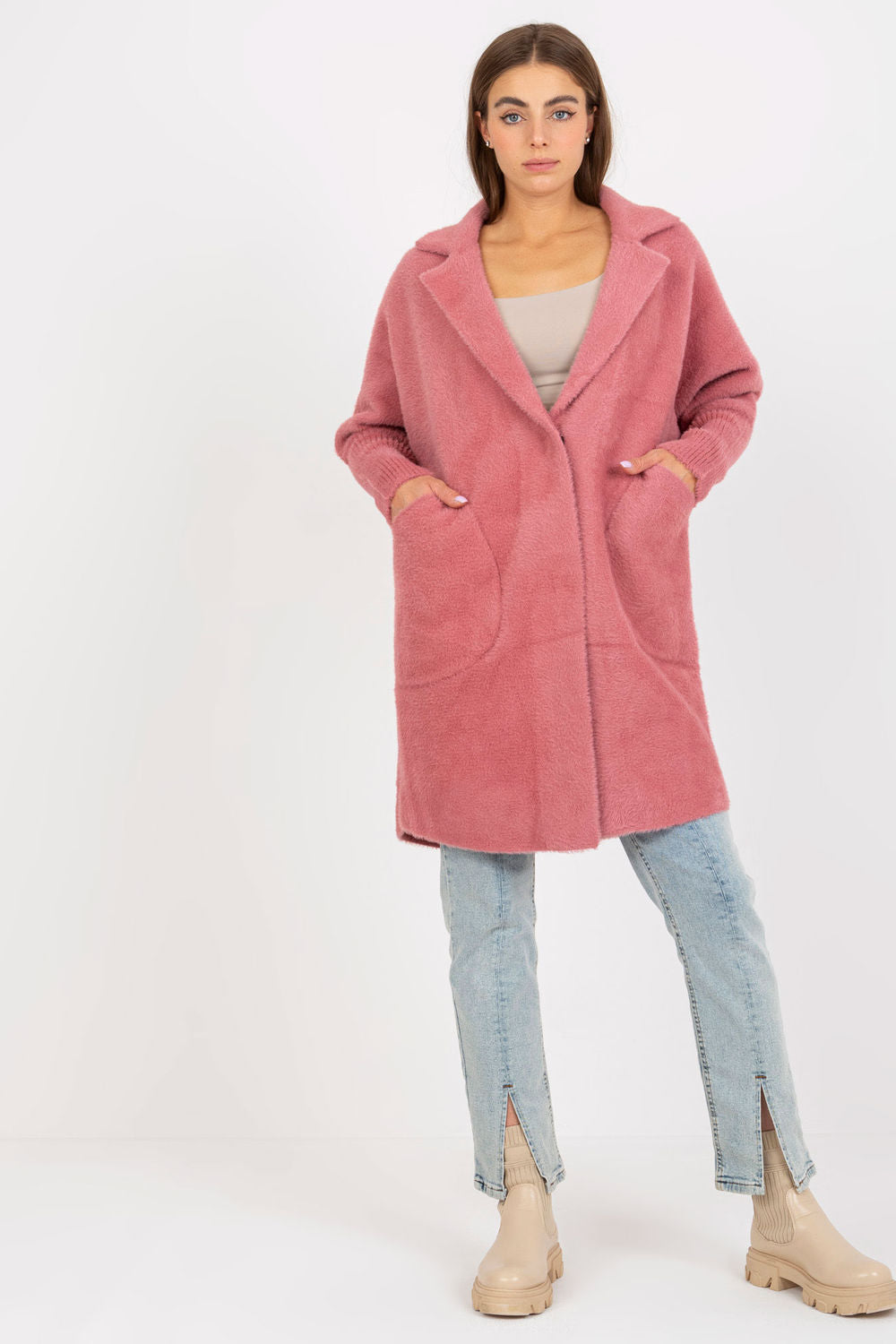 Abrigo modelo 174927 MBM