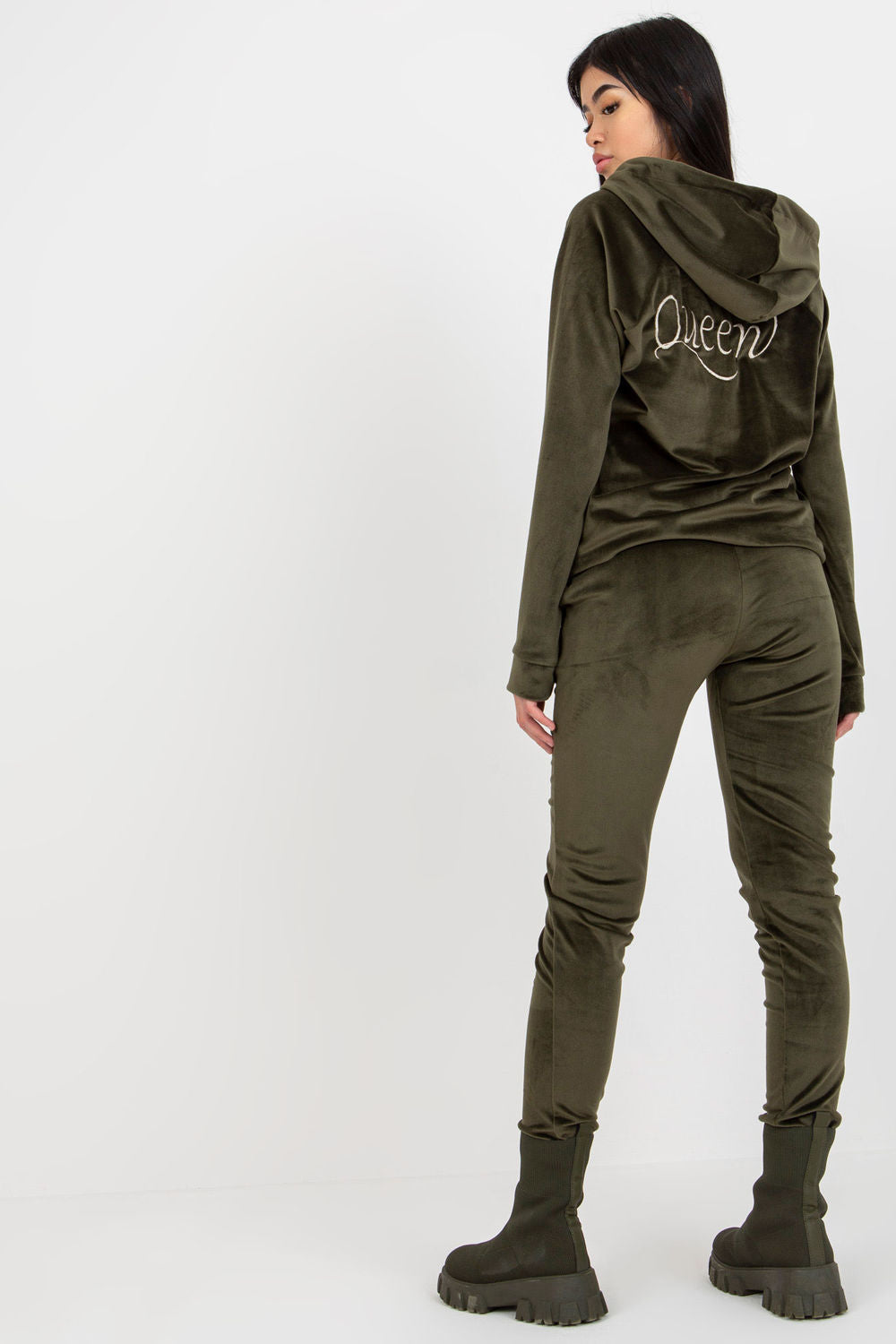 Conjunto modelo 175177 Relevance