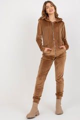Conjunto modelo 177079 Relevance