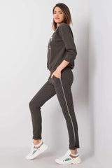 Conjunto modelo 177092 Relevance