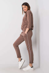 Conjunto modelo 177093 Relevance