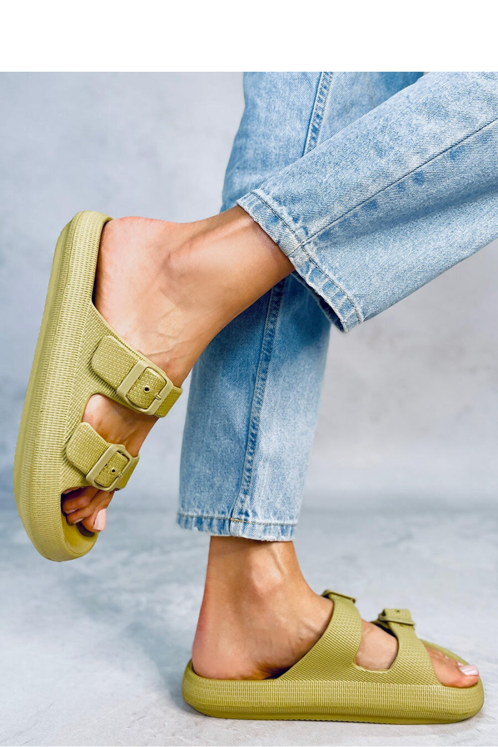 Chanclas modelo 178816 Inello