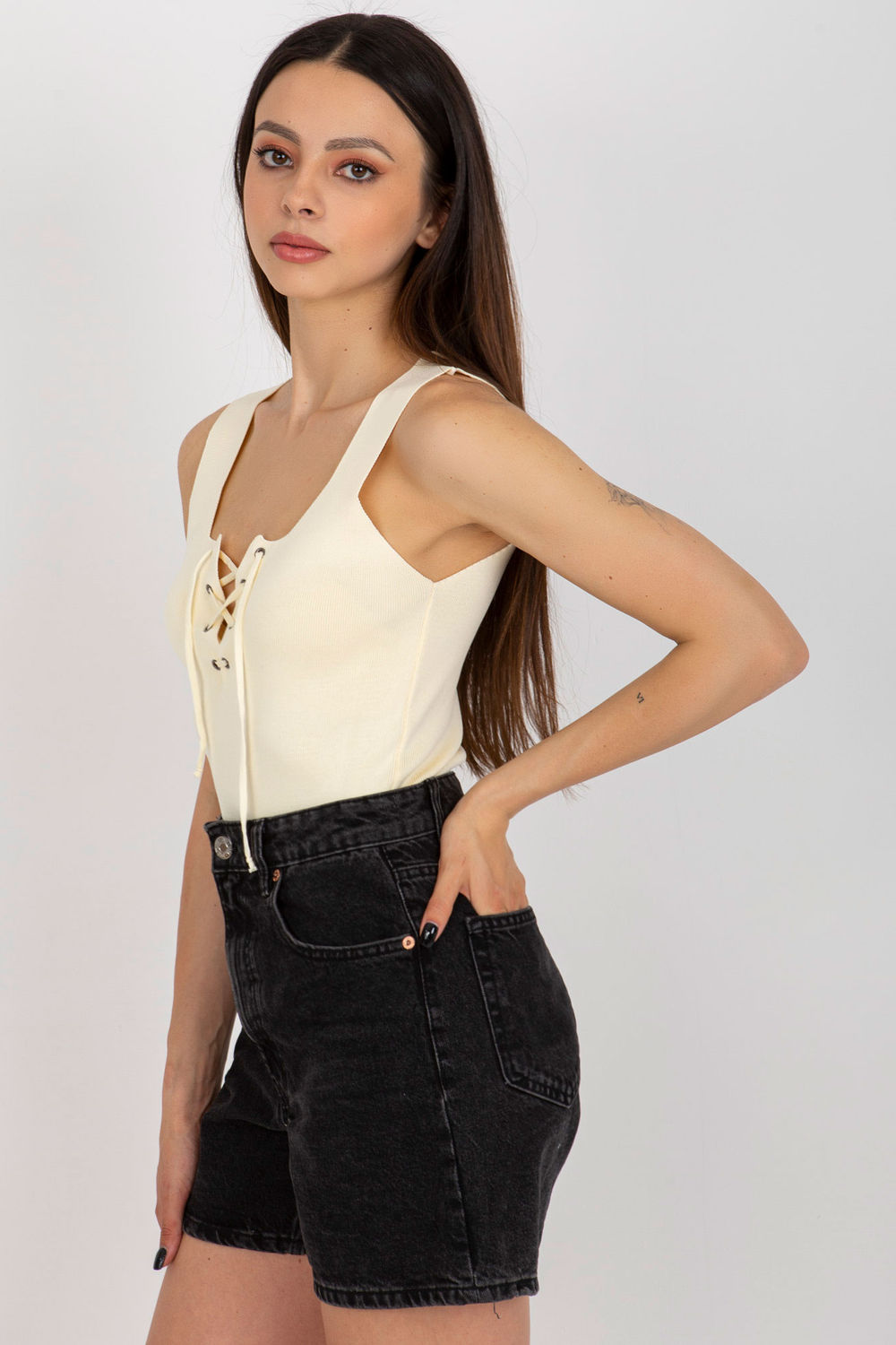 Modelo superior 181558 Badu