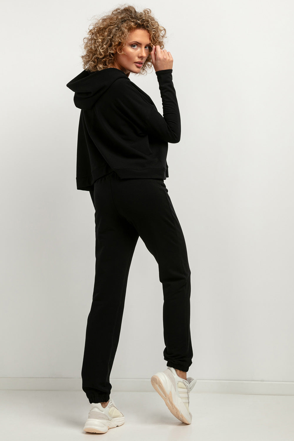 Pantalón de chándal modelo 183188 Tessita