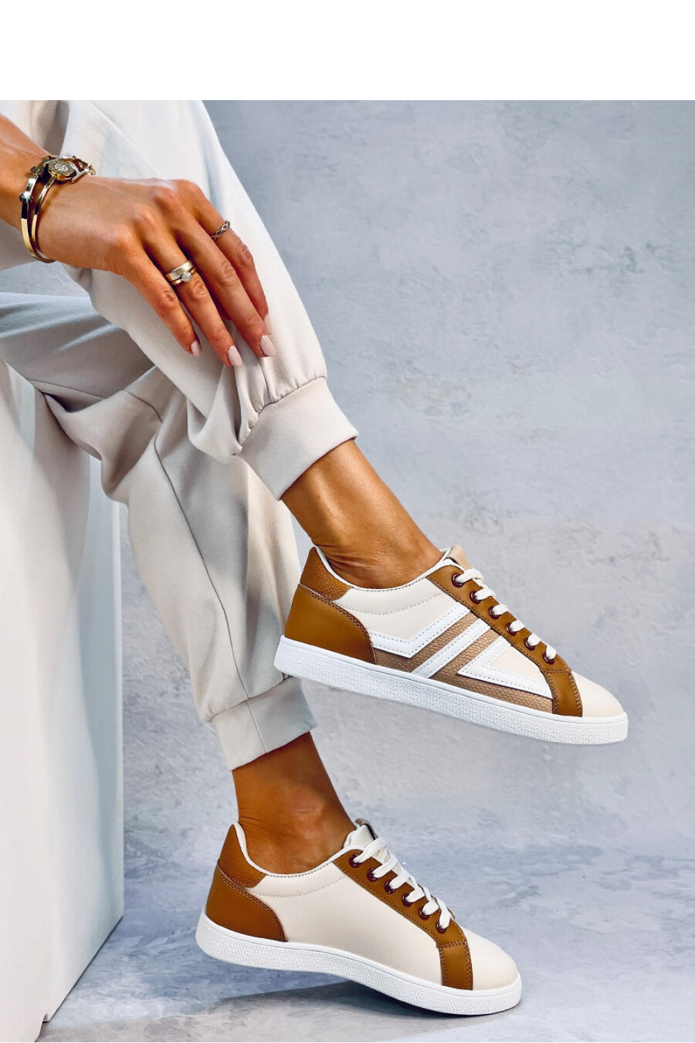 Zapatillas modelo 184269 Inello