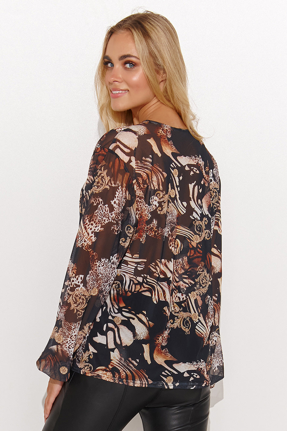 Blusa modelo 184381 Makadamia