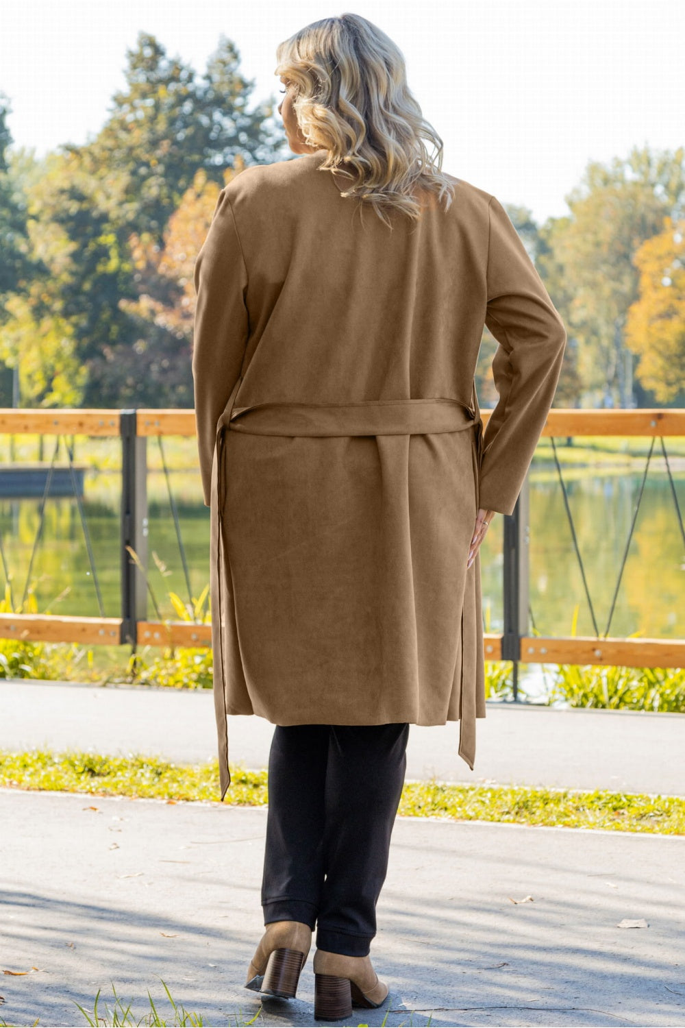 Abrigo talla grande modelo 184903 Karko